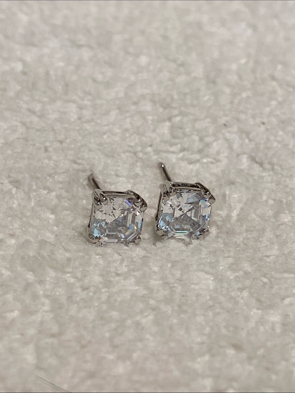 Sterling silver 925 Clear cz Stud Earrings - Silver-Tone